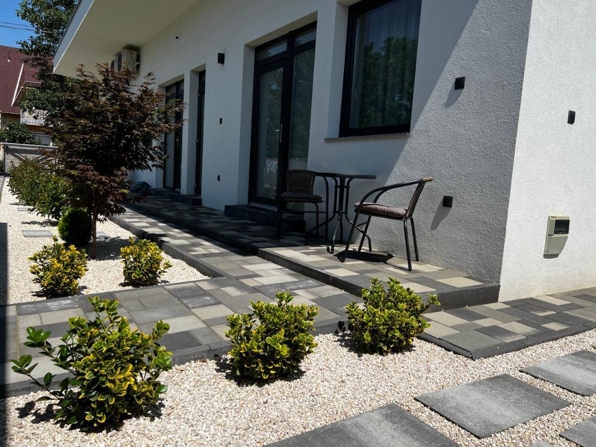Th-Lux Apartman Hajduszoboszlo Exterior photo